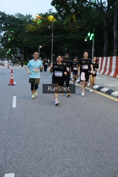 Runner Photo 4296007