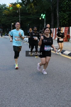 Runner Photo 4296021