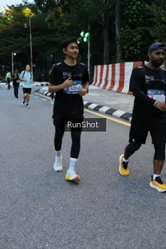 Runner Photo 4296048
