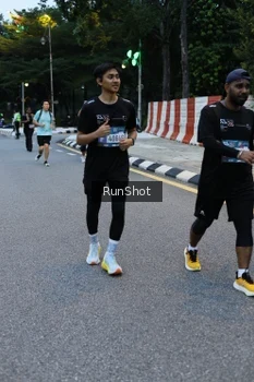 Runner Photo 4296054