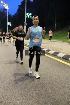 Runner Photo 4296060