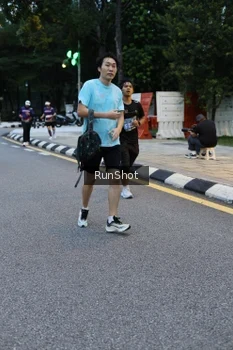 Runner Photo 4296062