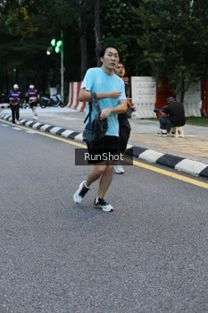 Runner Photo 4296067