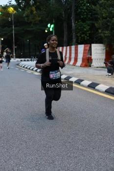 Runner Photo 4296074