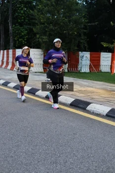 Runner Photo 4296081