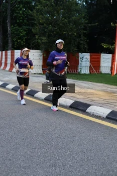 Runner Photo 4296082
