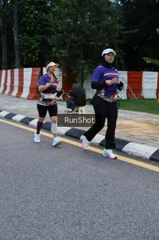 Runner Photo 4296085