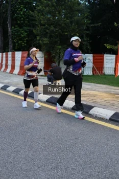 Runner Photo 4296086