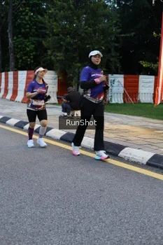 Runner Photo 4296087