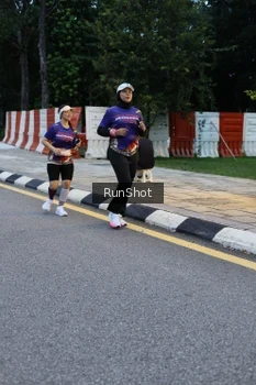 Runner Photo 4296089