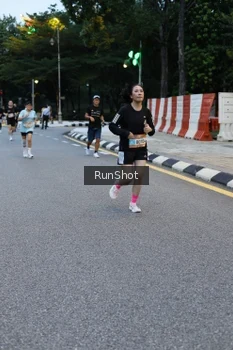 Runner Photo 4296092