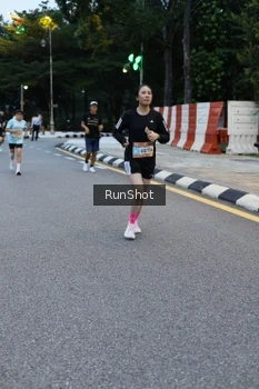 Runner Photo 4296096