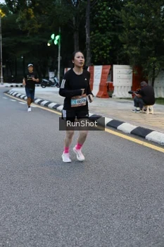 Runner Photo 4296098