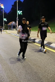 Runner Photo 4296115