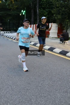 Runner Photo 4296116