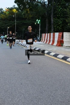 Runner Photo 4296131