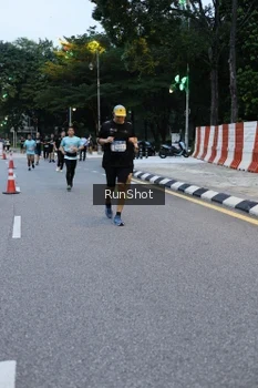 Runner Photo 4296149