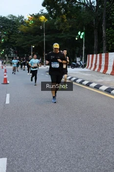 Runner Photo 4296152