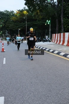 Runner Photo 4296153
