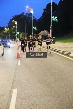Runner Photo 4296179