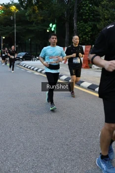 Runner Photo 4296188