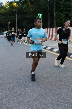 Runner Photo 4296195