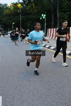 Runner Photo 4296197