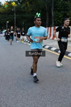 Runner Photo 4296201