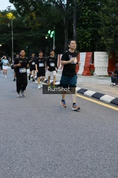 Runner Photo 4296204
