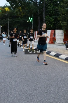 Runner Photo 4296206