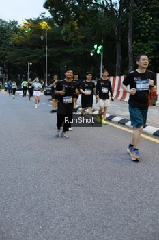 Runner Photo 4296208
