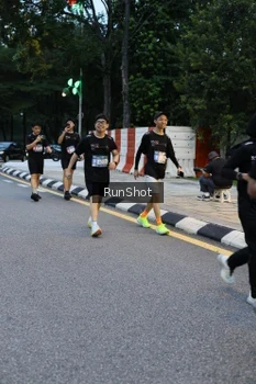 Runner Photo 4296220