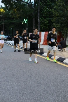 Runner Photo 4296223