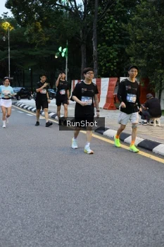 Runner Photo 4296227