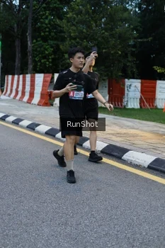 Runner Photo 4296251