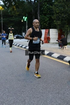 Runner Photo 4296252