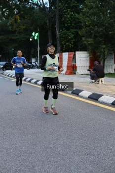 Runner Photo 4296260