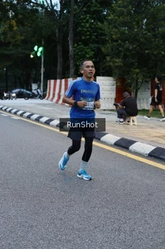 Runner Photo 4296274
