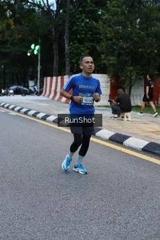 Runner Photo 4296275
