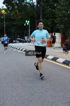 Runner Photo 4296295