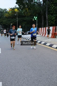 Runner Photo 4296300