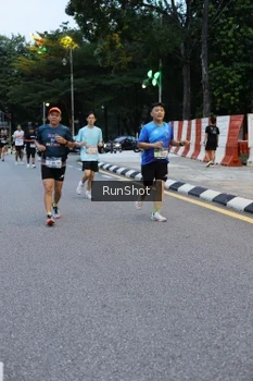 Runner Photo 4296303