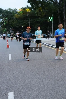 Runner Photo 4296308