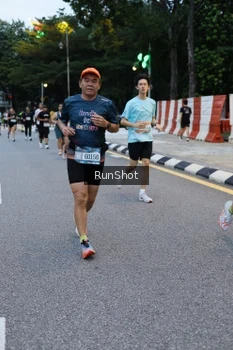 Runner Photo 4296315