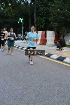 Runner Photo 4296331