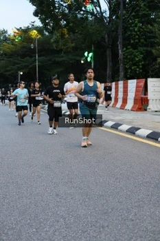 Runner Photo 4296337