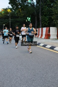 Runner Photo 4296340