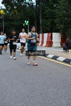 Runner Photo 4296344
