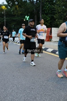 Runner Photo 4296361