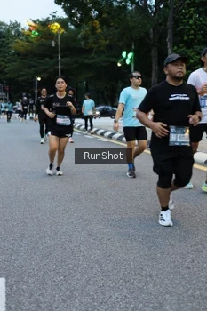 Runner Photo 4296366